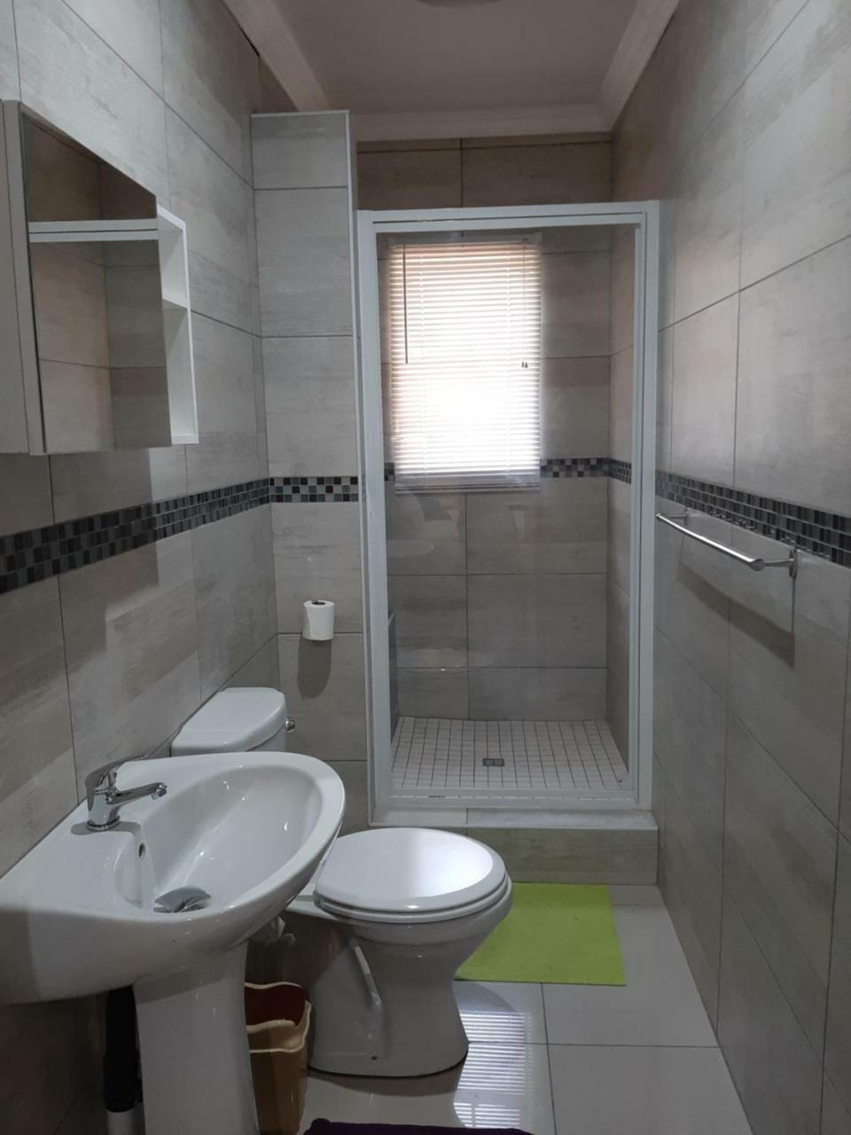 Lux Rooms On 37 Bloemfontein Eksteriør billede